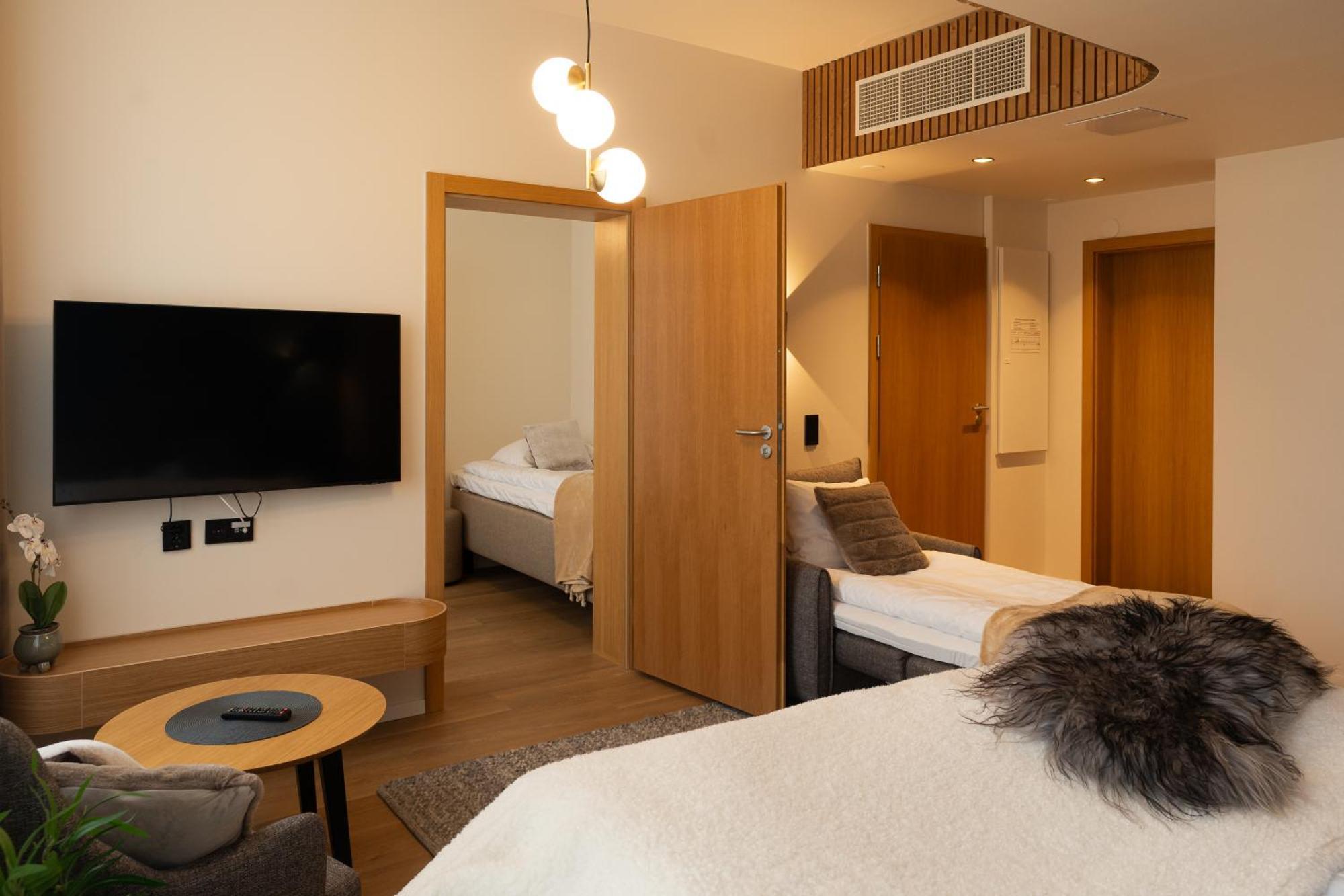 Postmaster Hotel โรวานิเอมิ ภายนอก รูปภาพ