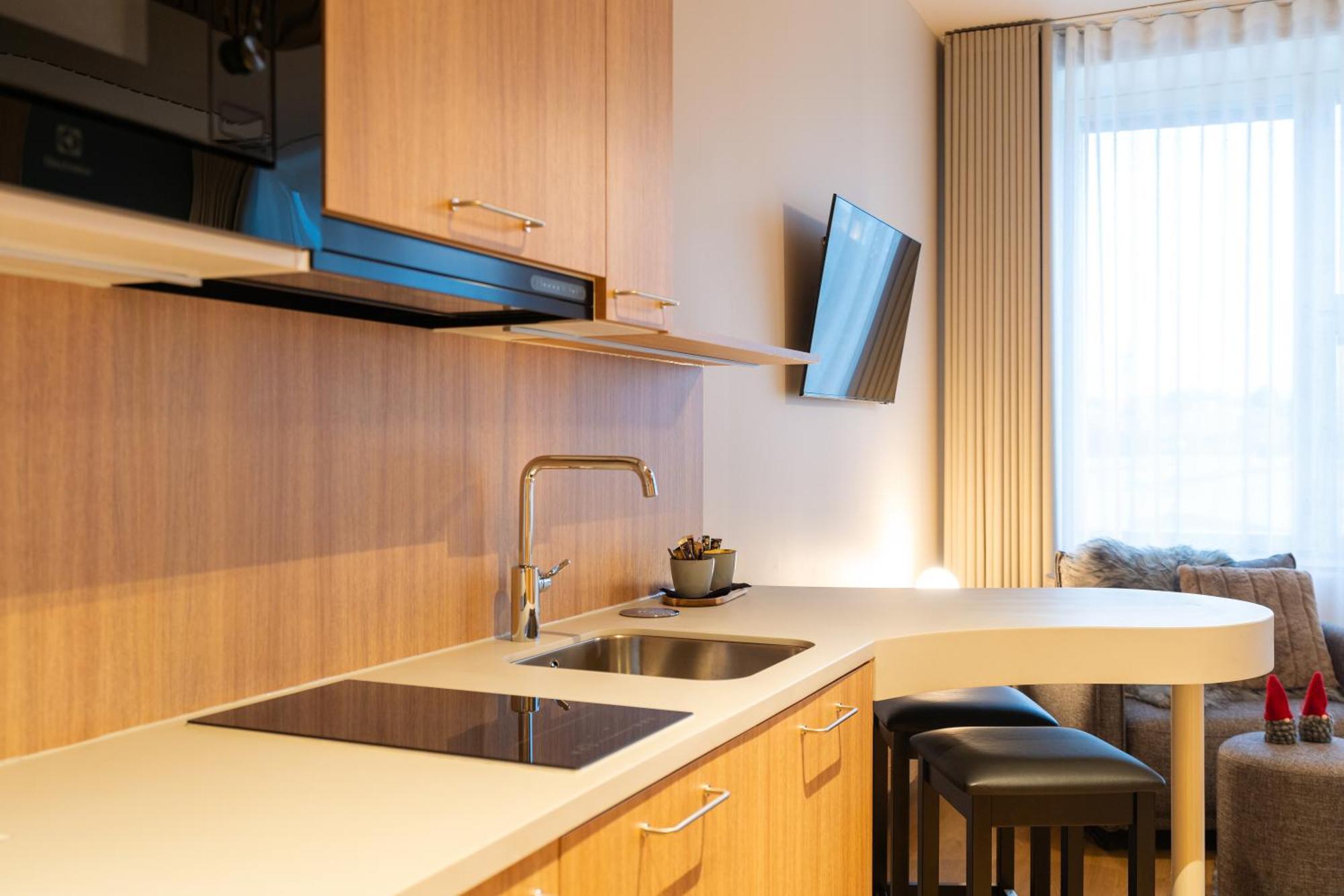 Postmaster Hotel โรวานิเอมิ ภายนอก รูปภาพ